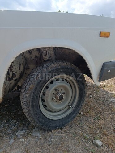 LADA (VAZ) 2107-4