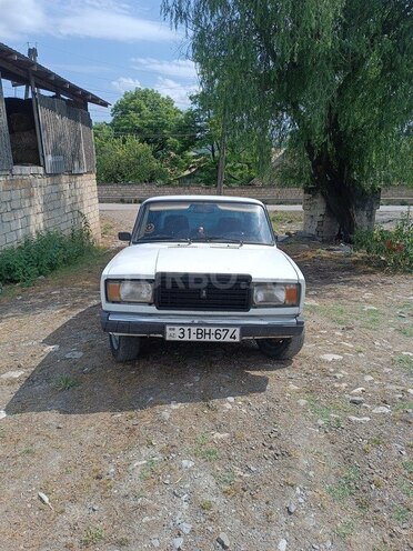 LADA (VAZ) 2107-1