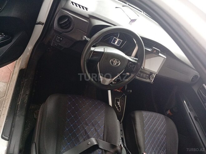 Toyota Corolla Fielder-7