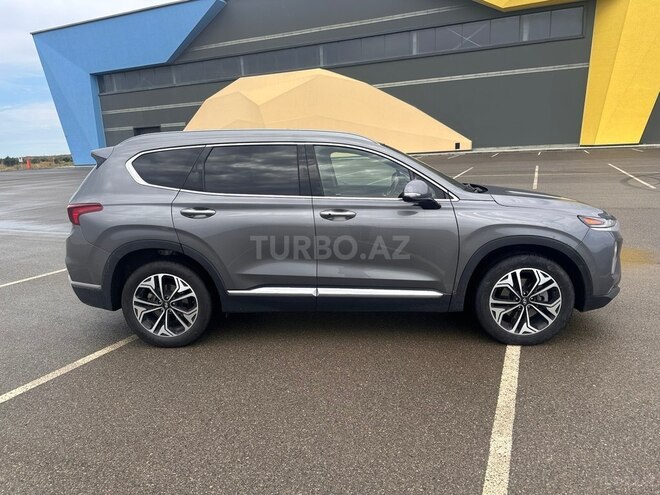 Hyundai Santa Fe-4