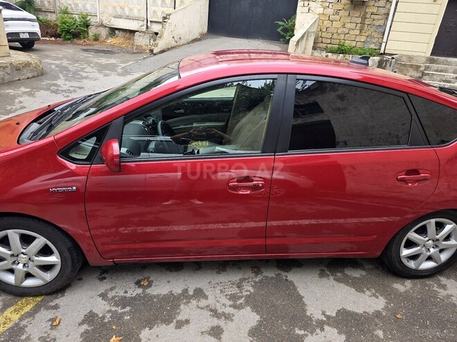 Toyota Prius-3