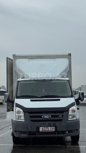 Ford Transit-7
