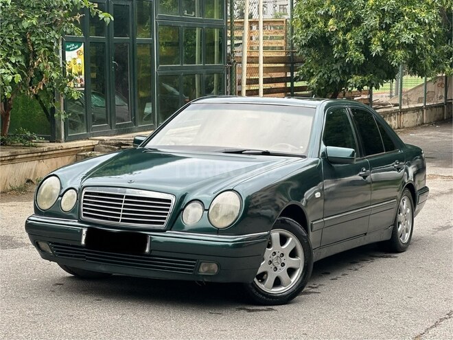 Mercedes E 200-7