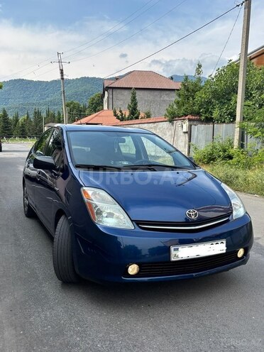 Toyota Prius-2