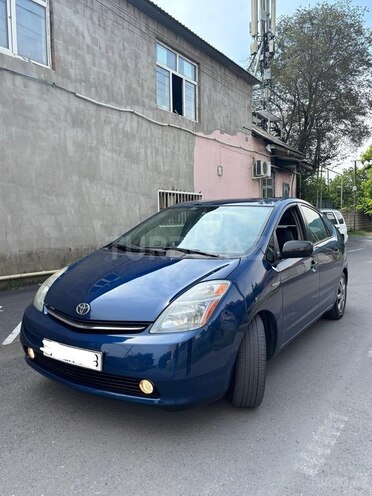 Toyota Prius-1