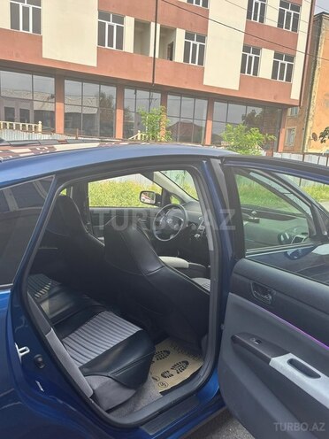 Toyota Prius-10
