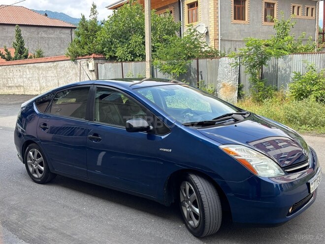 Toyota Prius-7