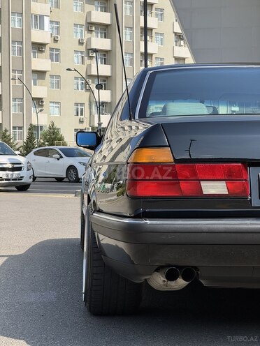 BMW 740-12