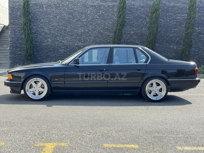 BMW 740-8