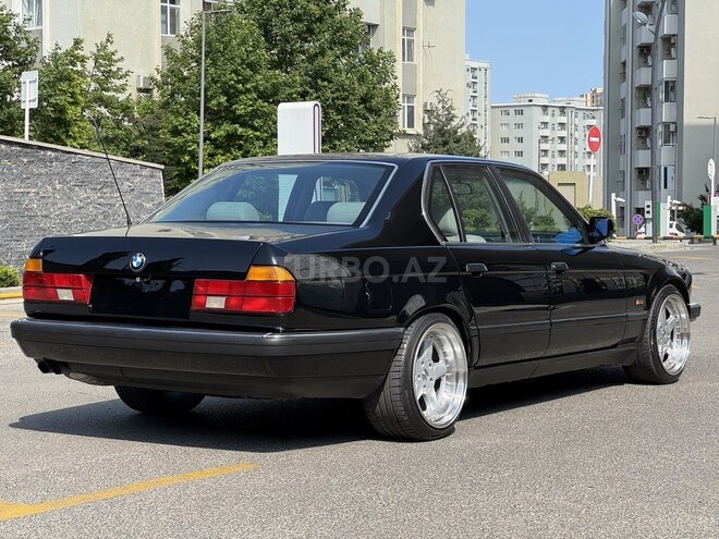BMW 740-4