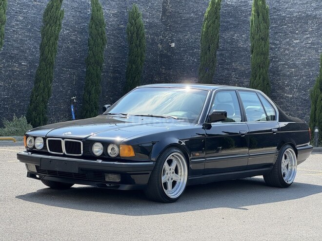 BMW 740-3