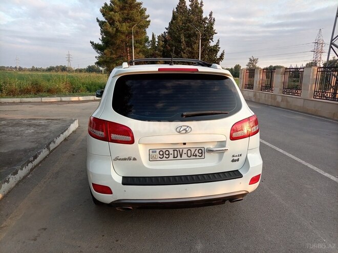 Hyundai Santa Fe-9