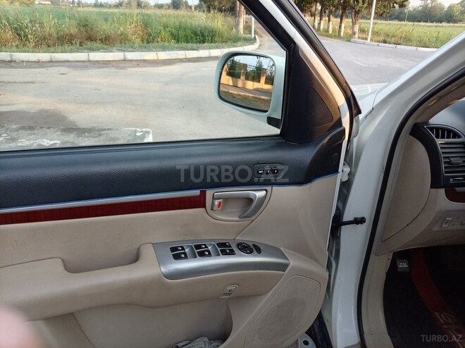 Hyundai Santa Fe-7