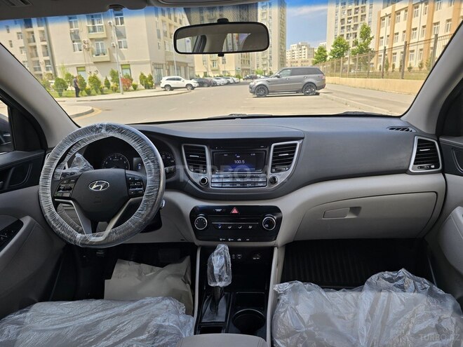 Hyundai Tucson-11