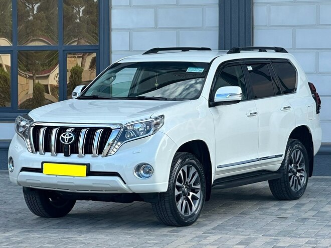 Toyota Land Cruiser Prado-3
