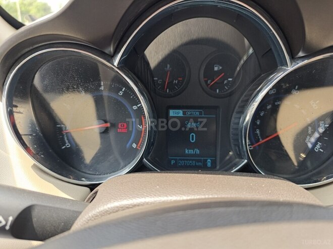 Chevrolet Cruze-5