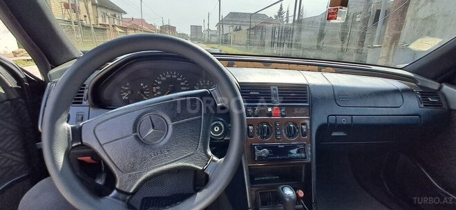Mercedes C 200-3