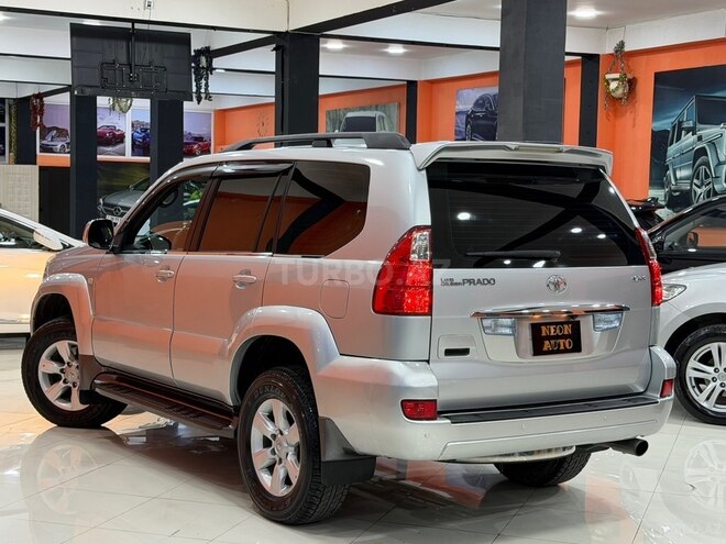Toyota Land Cruiser Prado-7