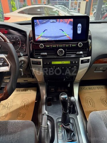 Toyota Land Cruiser Prado-28