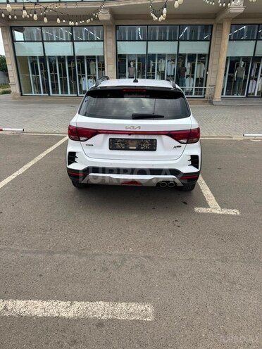 Kia Rio X-Line-2