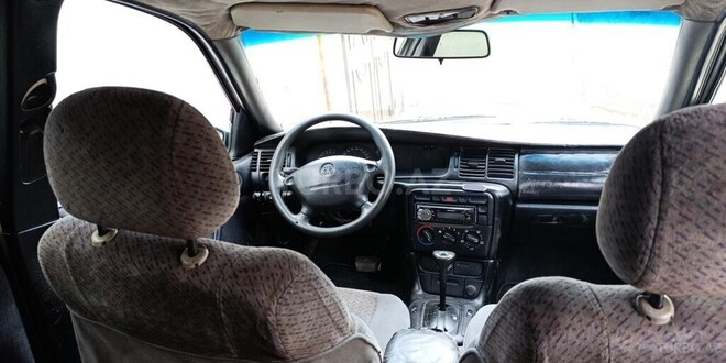 Opel Vectra-3
