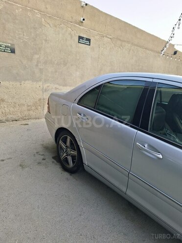 Mercedes C 230-6