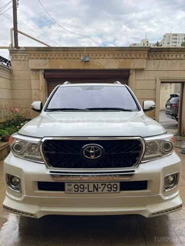 Toyota Land Cruiser-1