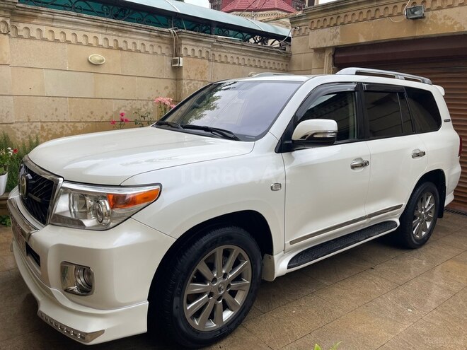Toyota Land Cruiser-2