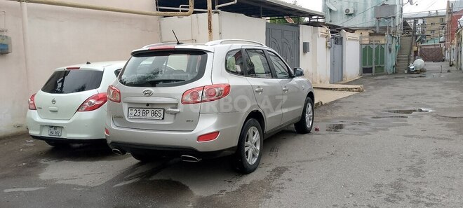 Hyundai Santa Fe-5