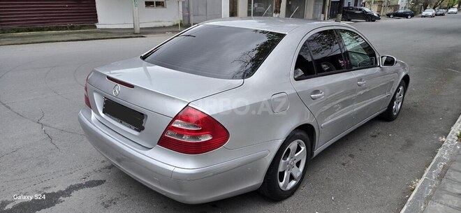 Mercedes E 200-5