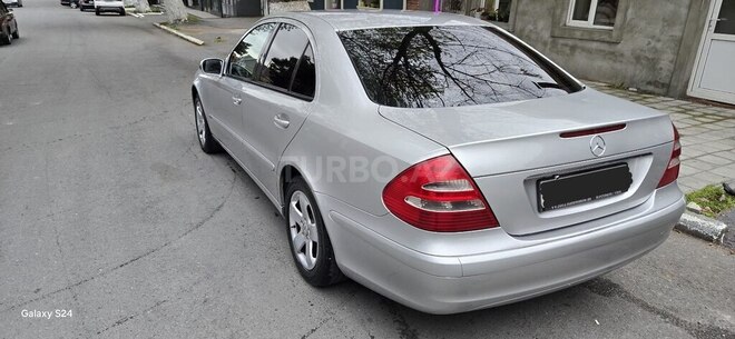 Mercedes E 200-7