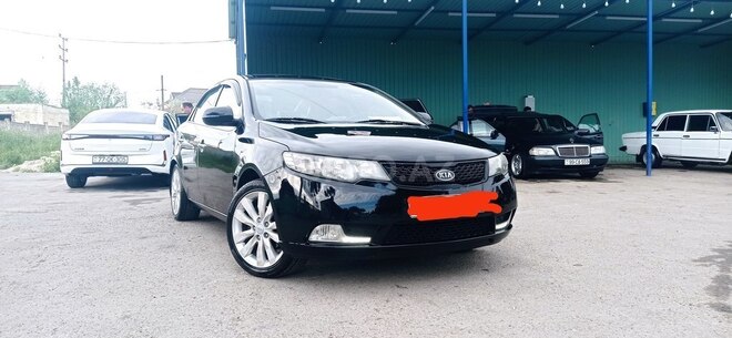 Kia Cerato-4