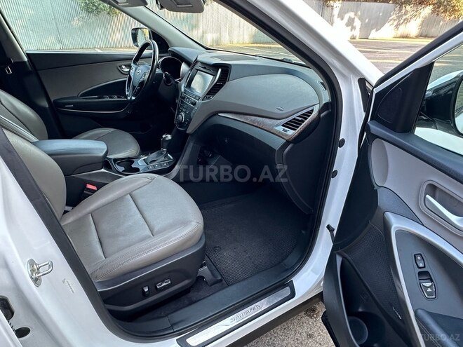 Hyundai Santa Fe-10