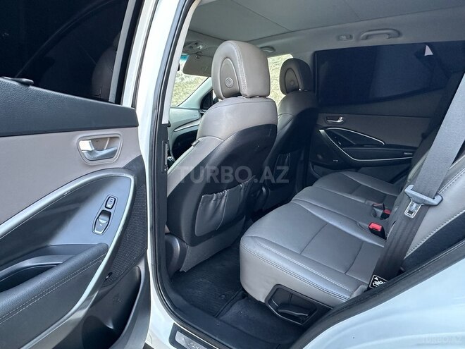 Hyundai Santa Fe-7