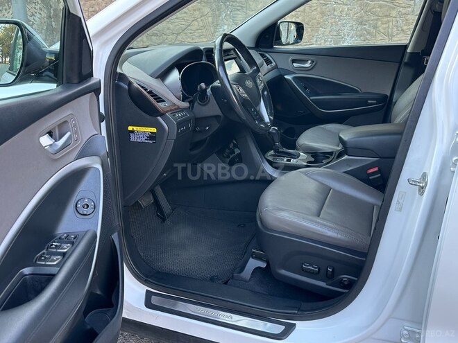Hyundai Santa Fe-6