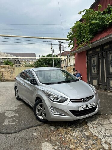 Hyundai Avante-3