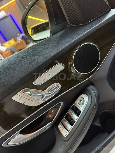 Mercedes C 300-22