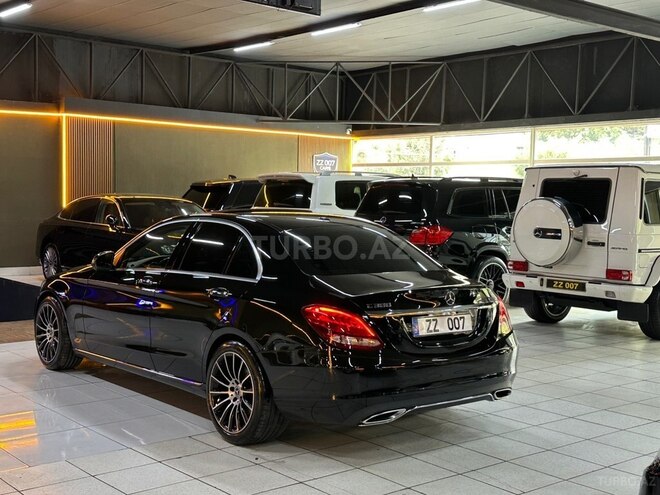 Mercedes C 300-7