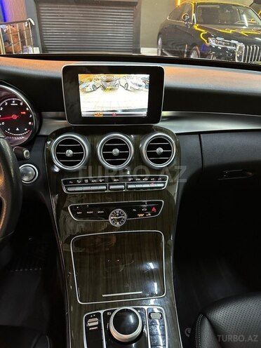 Mercedes C 300-21