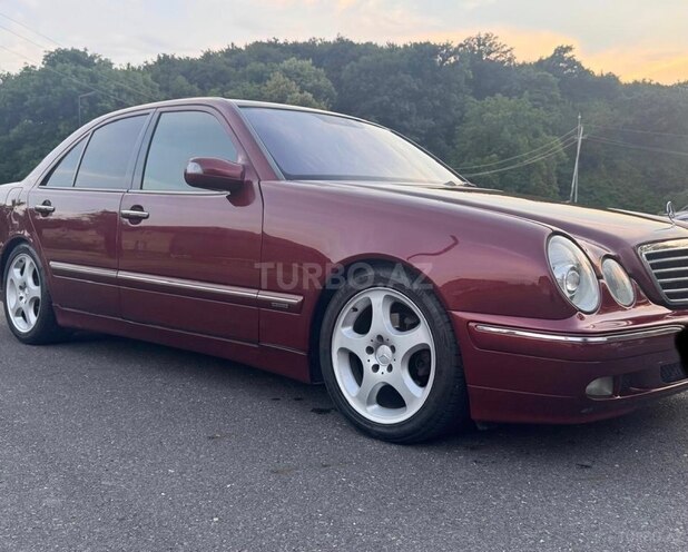 Mercedes E 220-8