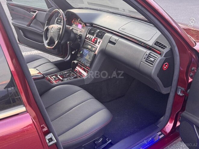 Mercedes E 220-6