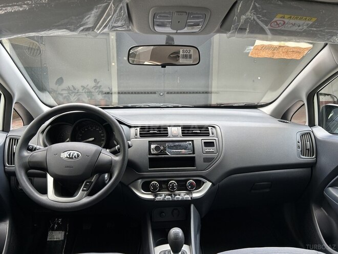 Kia Rio-6