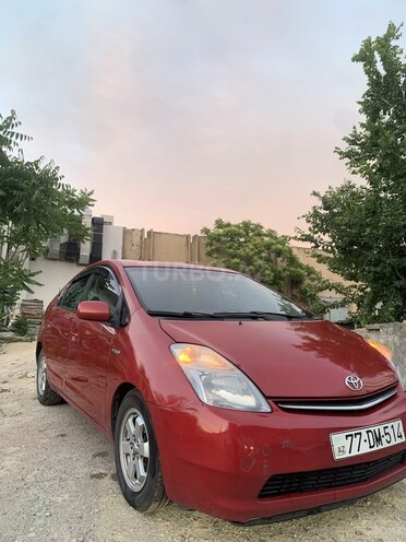 Toyota Prius-2