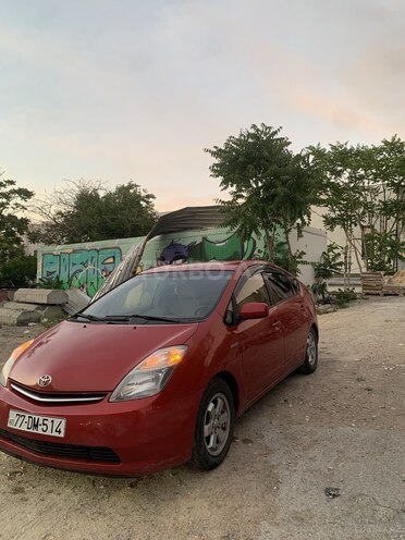 Toyota Prius-4