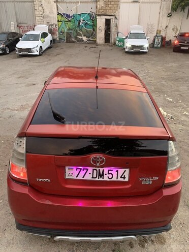 Toyota Prius-7