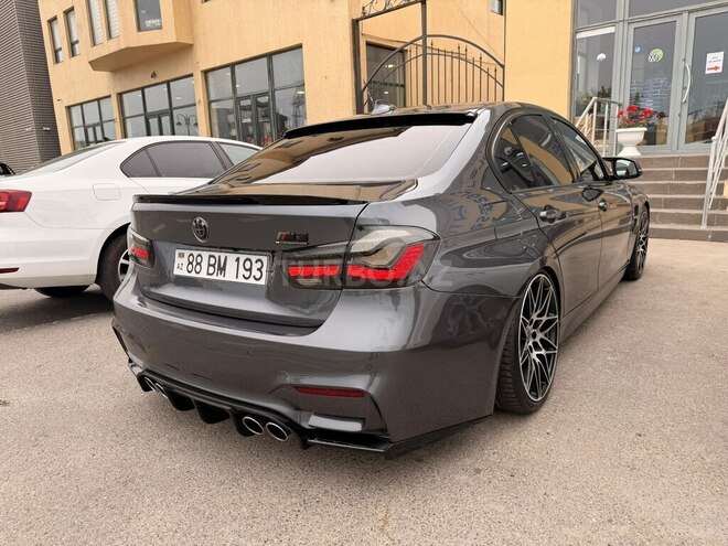 BMW 330-7