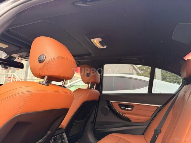 BMW 330-12