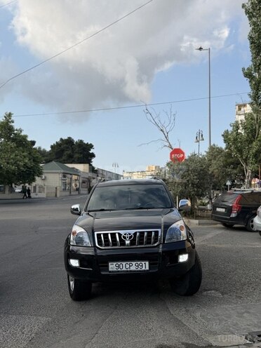 Toyota Land Cruiser Prado-11