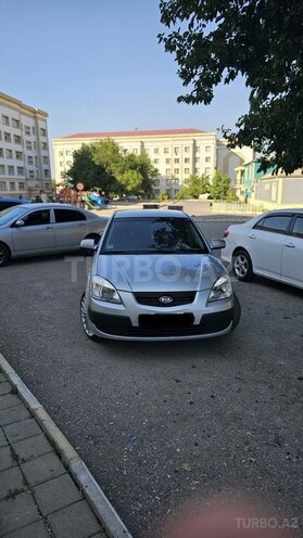 Kia Rio-1