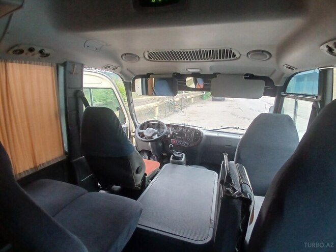 Hyundai County-5